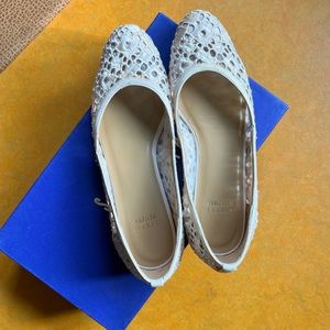 Crochet cream colored flats